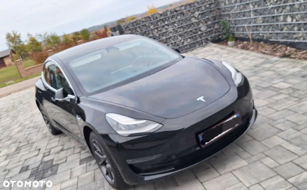 Tesla Model 3 Standard Range Plus - 28
