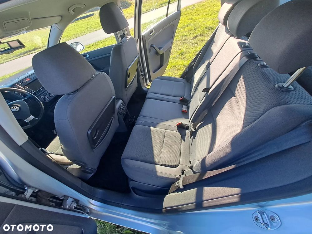 Volkswagen Golf Plus - 9