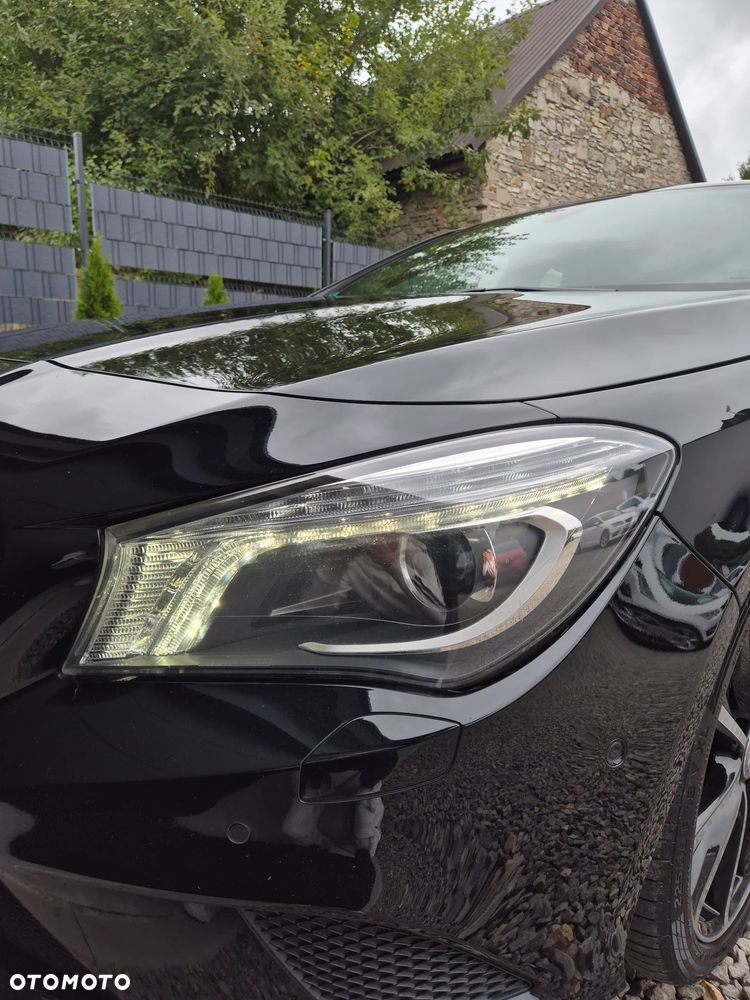 Mercedes-Benz CLA 180 7G-DCT Peak Edition - 18