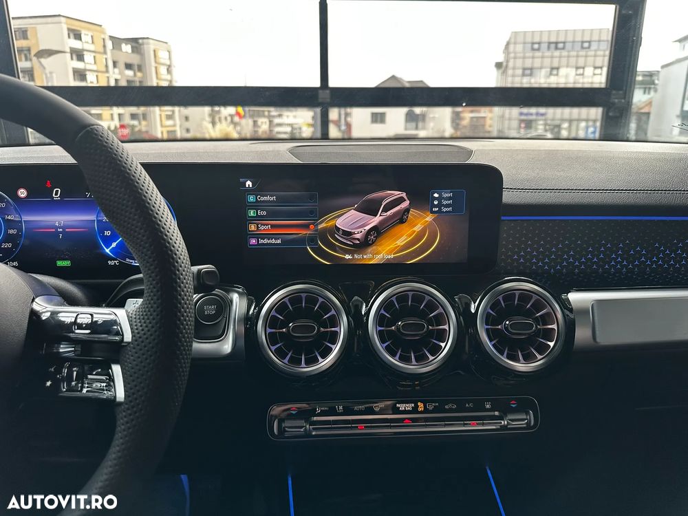 Mercedes-Benz EQB 250 - 20