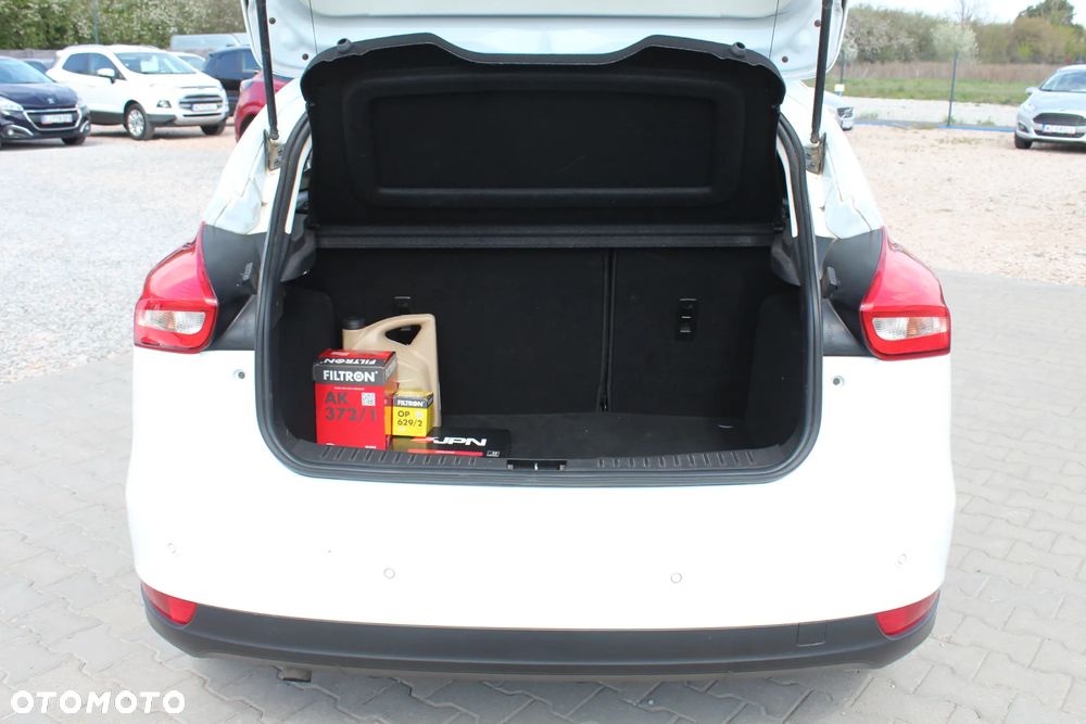 Ford Focus 1.0 EcoBoost Titanium - 30