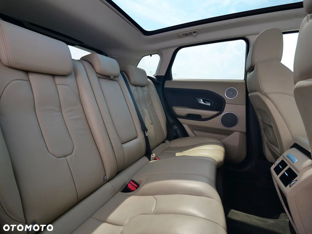 Land Rover Range Rover Evoque - 24