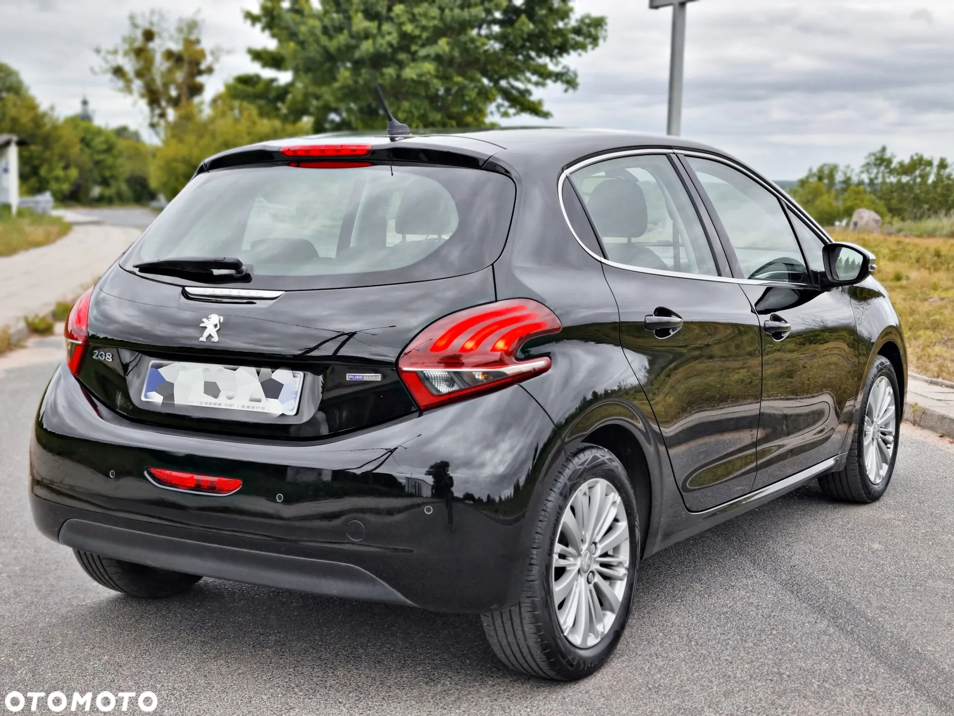 Peugeot 208 PureTech 82 Start & Stop Allure - 15