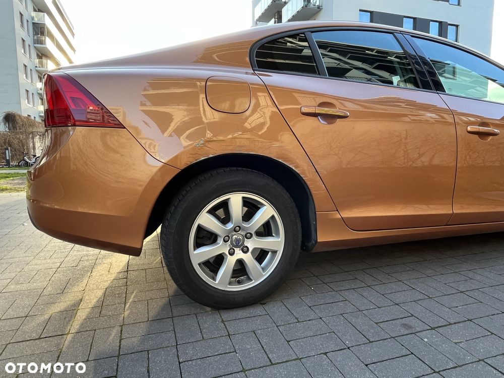 Volvo S60 - 3