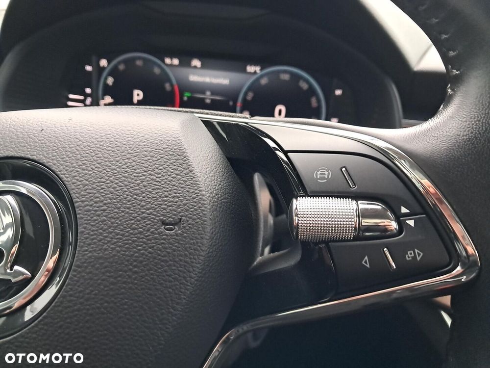 Skoda Kamiq 1.0 TSI Style DSG - 30