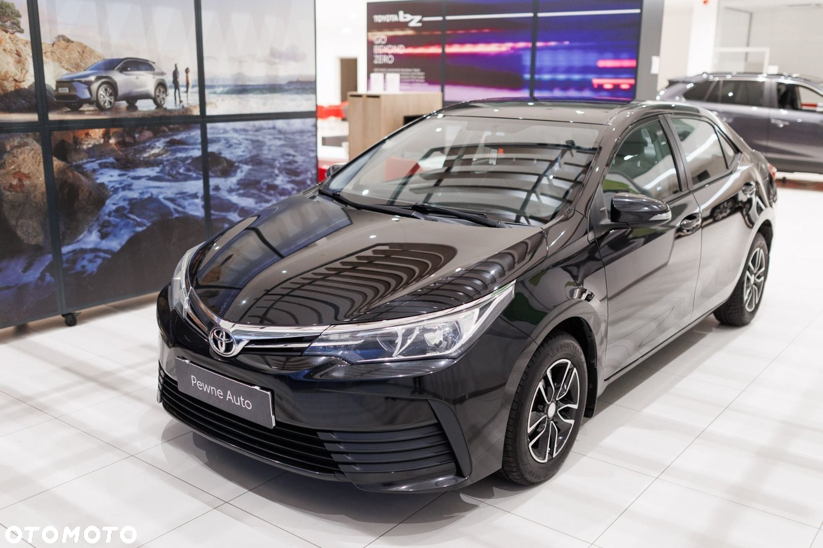 Toyota Corolla - 12
