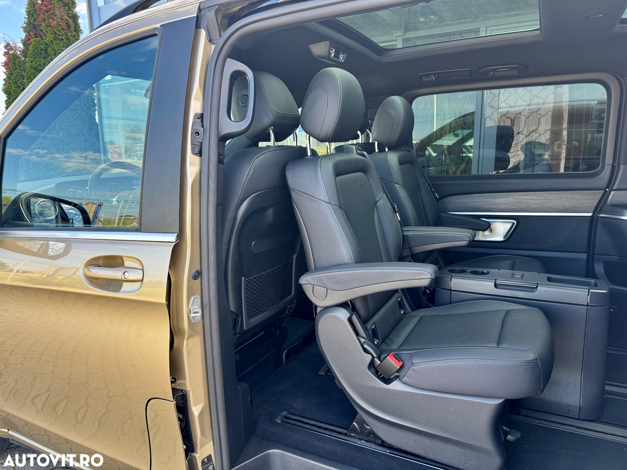Mercedes-Benz V 300 d Combi Lung 237 CP AWD 9AT EXCLUSIVE - 10