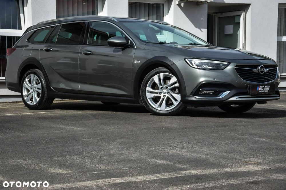 Opel Insignia 2.0 BiTurbo D 4x4 Automatik Ultimate Exclusive - 3