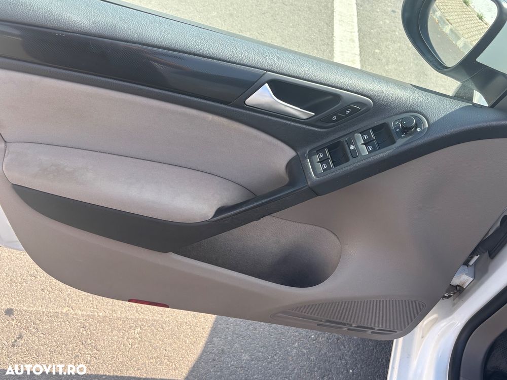 Volkswagen Golf 1.4 TSI Comfortline DSG - 7