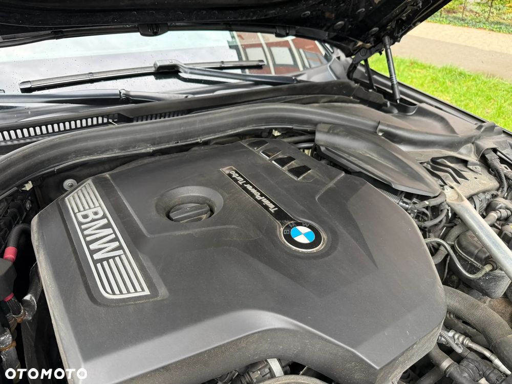 BMW Seria 5 530i xDrive Luxury Line - 23