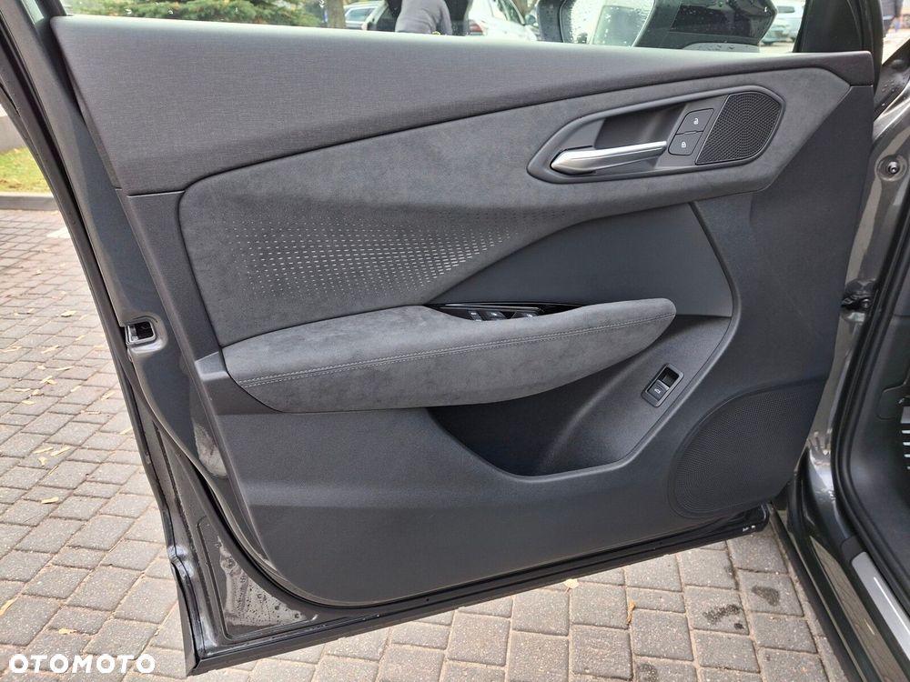 Audi Q3 Sportback - 8