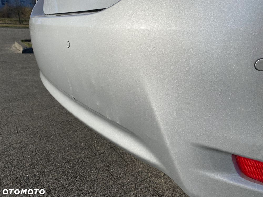 Toyota Corolla 1.6 Premium - 12