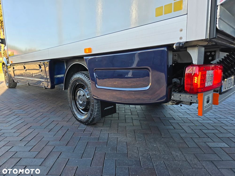 Mercedes-Benz SPRINTER 319 3.0 CDI KONTENER 4,28cmDługi 2,29cmSzero 2,24cmWysok + WINDA 750Kg 42Tyś km SERWIS DO OSTATNIEGO Km ASO MERCEDES-BENZ SALON PL STAN NOWY NOWY NOWY FABRYCZNA GWARANCJA - 24