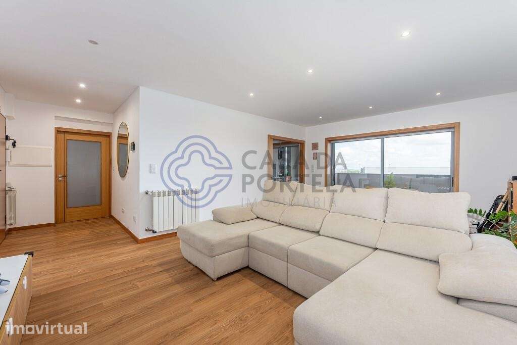 Apartamento T2 com varanda com + 30 m2 - Condomínio Fechado Molares 20 - Grande imagem: 5/49