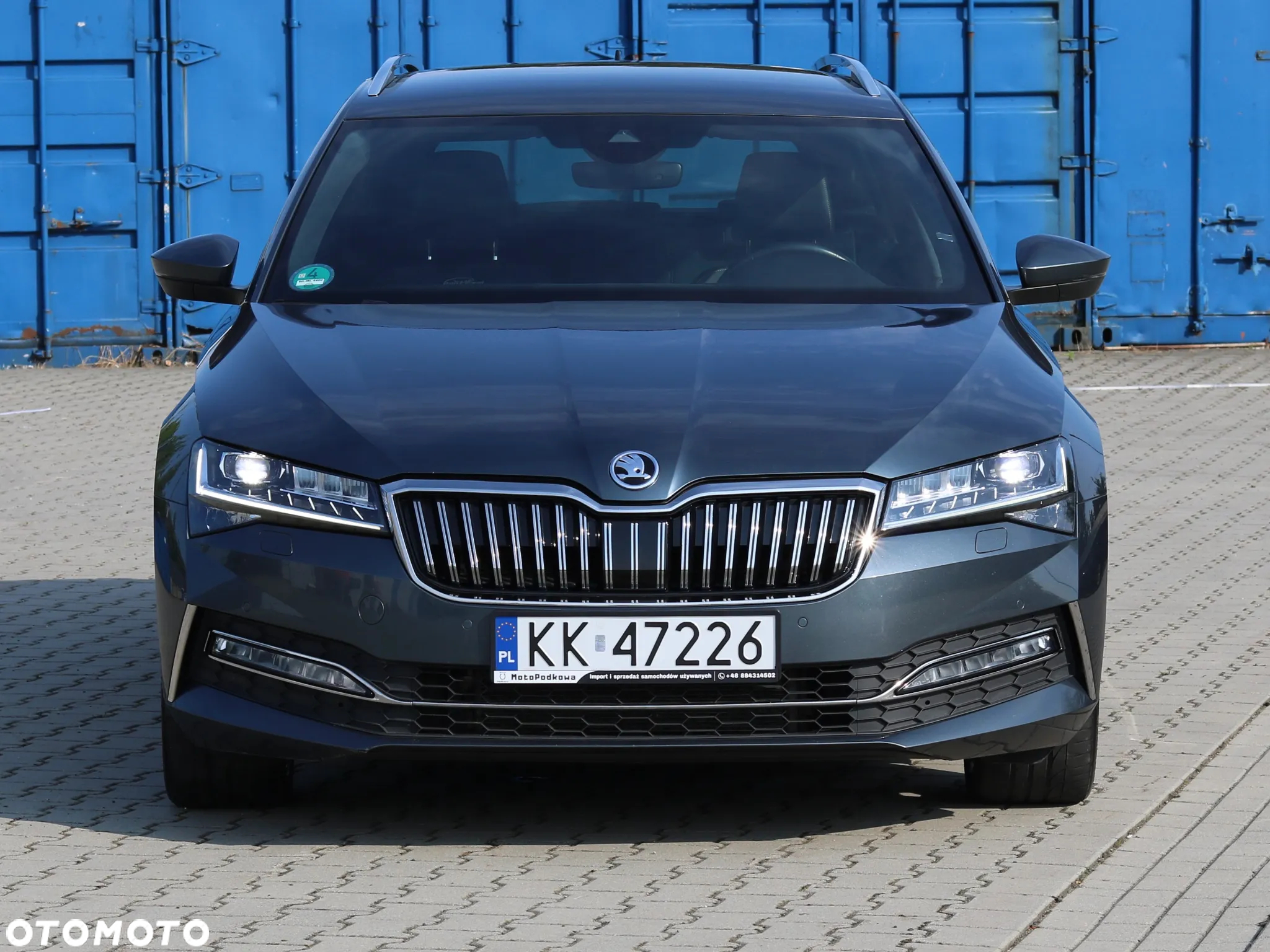 Skoda Superb Combi 2.0 TDI DSG L&K - 2