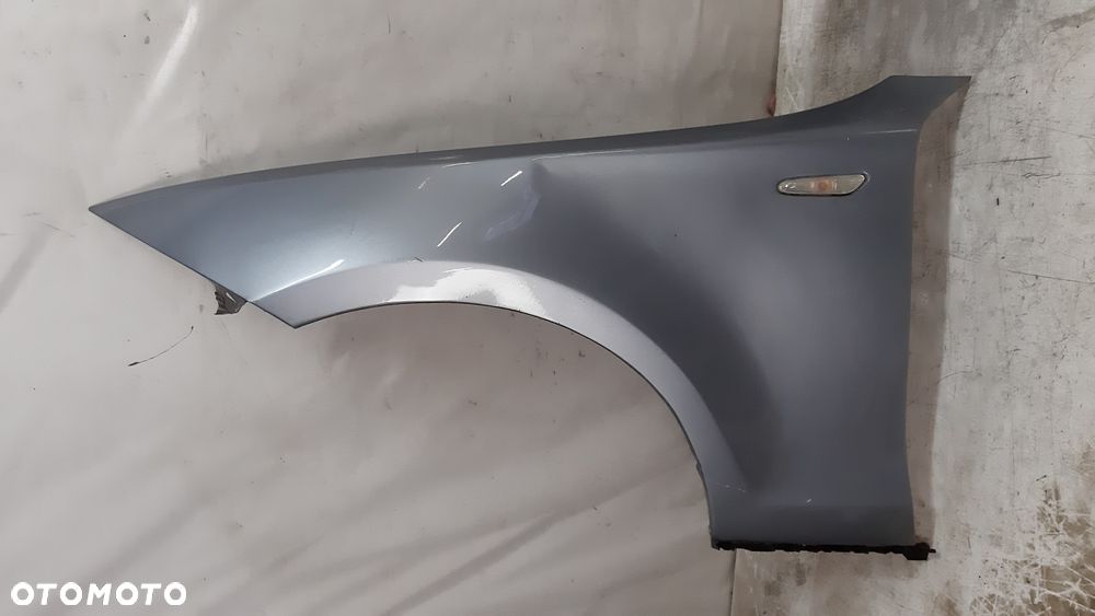 * BŁOTNIK PRZEDNI PRZOD  LEWY BMW 1 E81 E82 E87 E88 BLUE WATER METALIC - 1