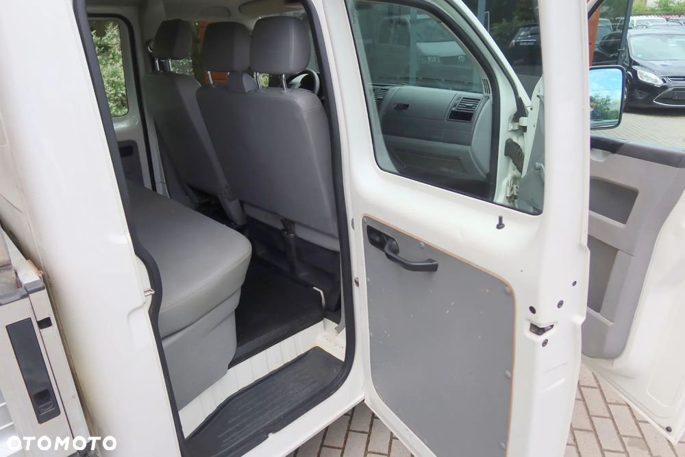 Volkswagen Transporter - 16