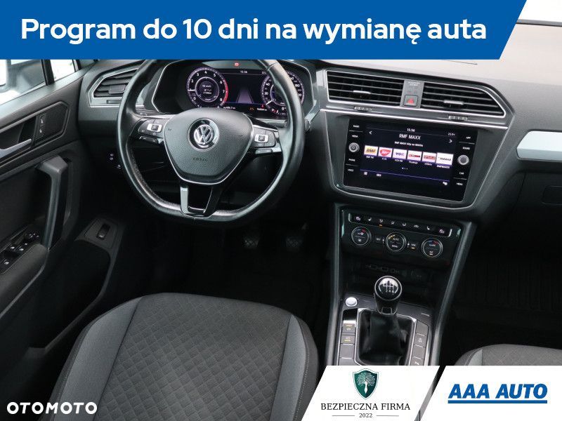 Volkswagen Tiguan - 9