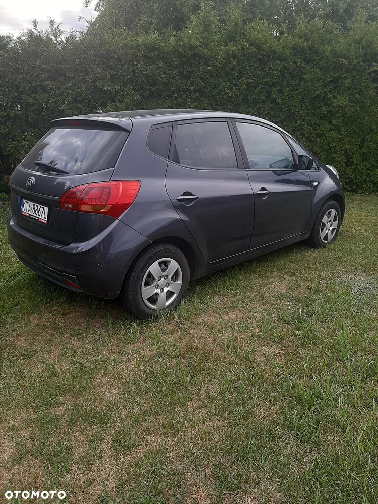 Kia Venga 1.6 L - 3