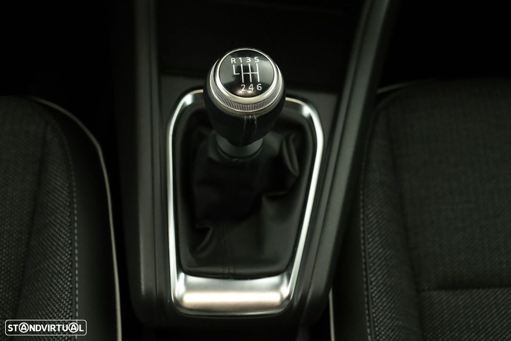 Renault Captur 1.0 TCe Techno Bi-Fuel - 14