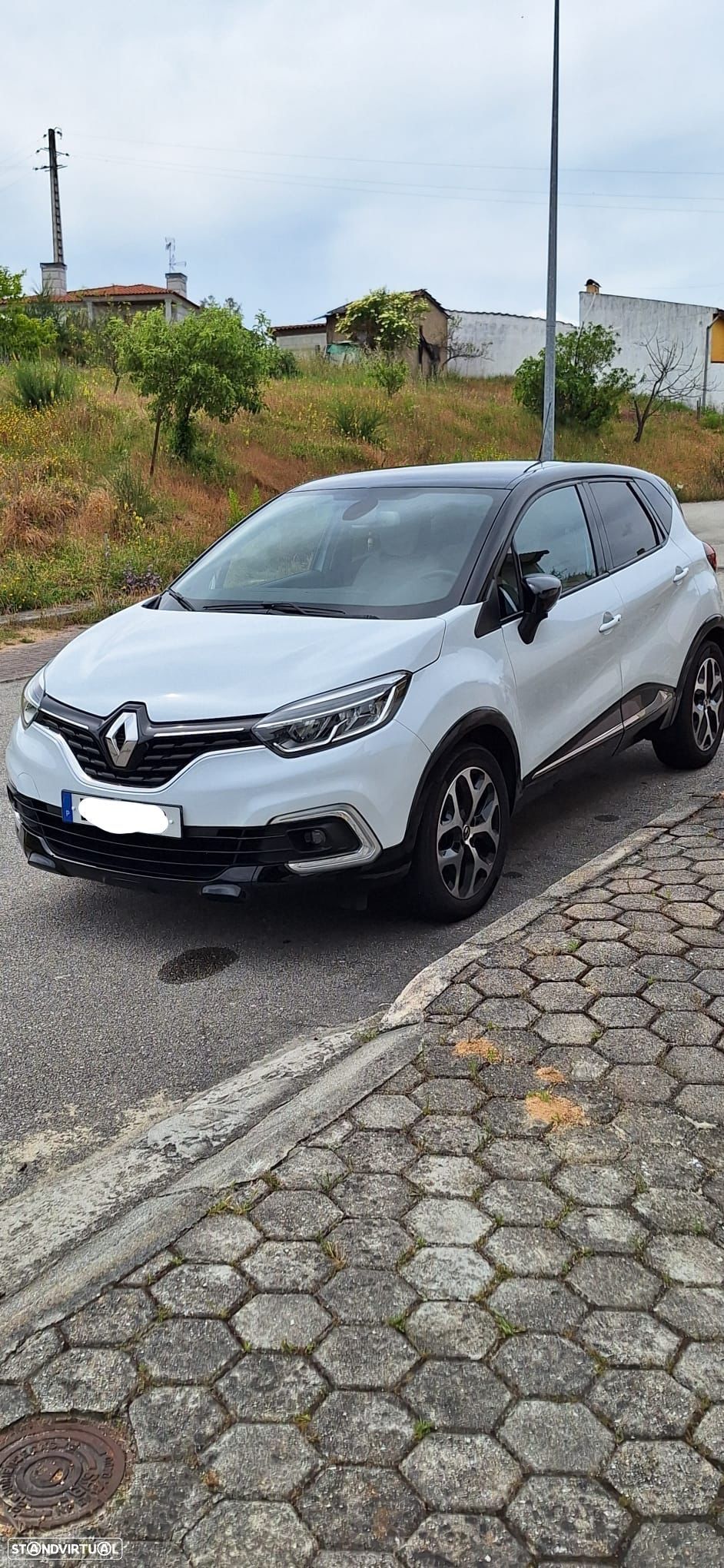 Renault Captur 0.9 TCE Exclusive - 1