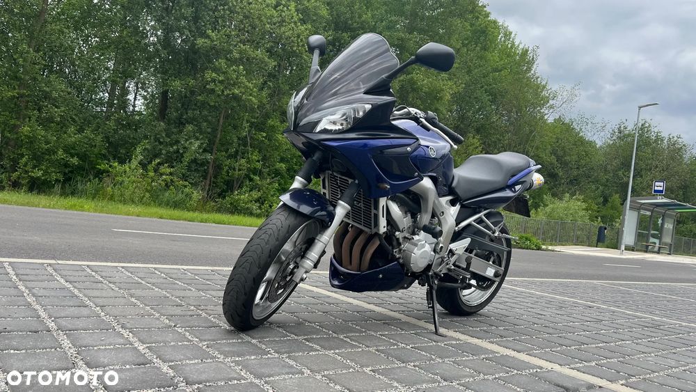 Yamaha FZ6 - 2
