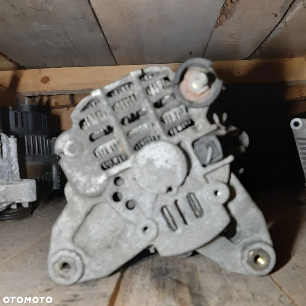 Alternator Clio Megane Scenic 1.5 DCI 8200120286 - 3