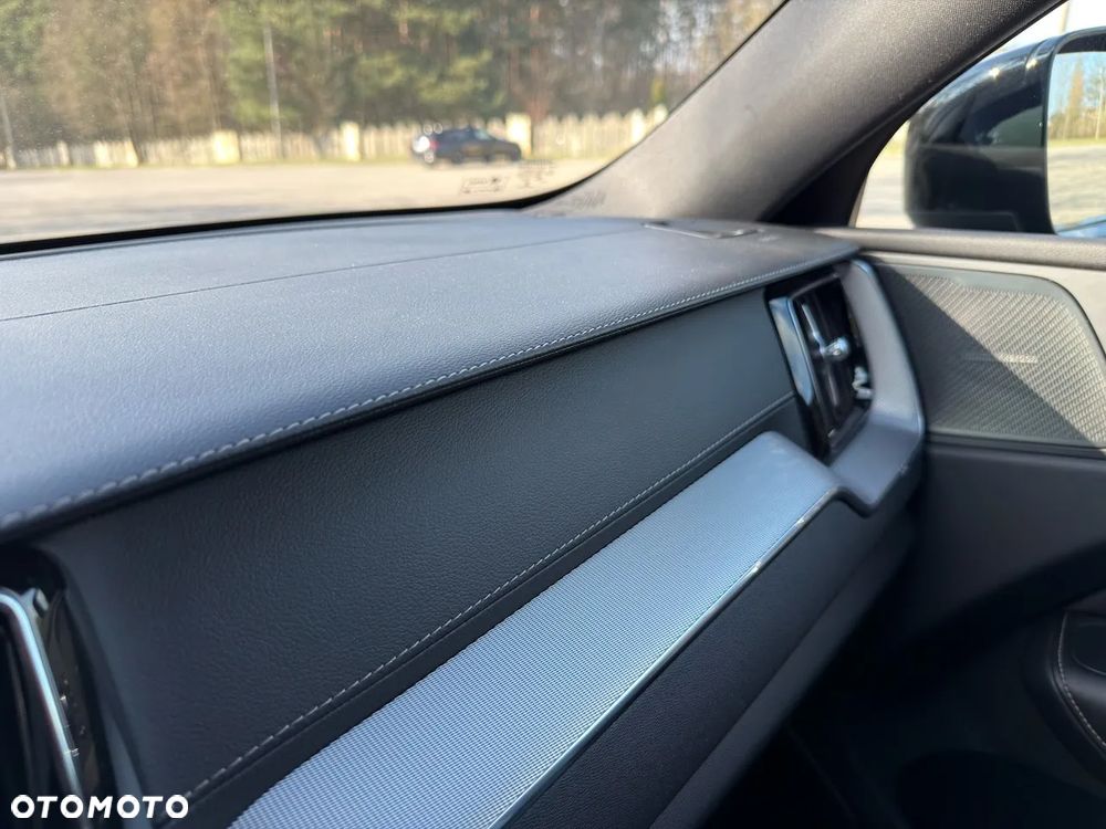 Volvo XC 60 D4 Geartronic RDesign - 19