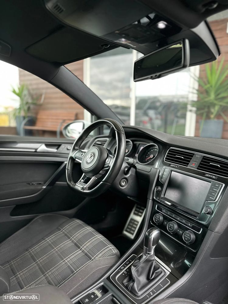 VW Golf 2.0 TDI GTD DSG - 20