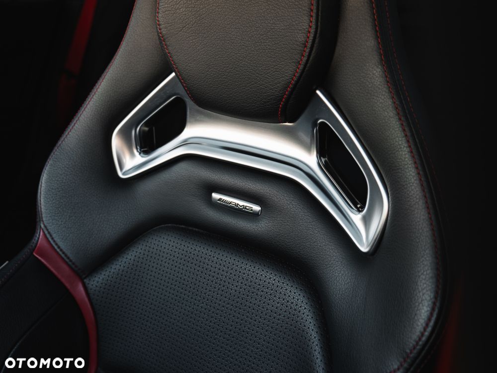 Mercedes-Benz CLA 45 AMG 4-Matic - 23