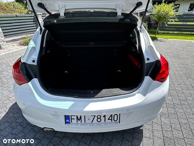 Opel Astra 1.4 T Sport - 7