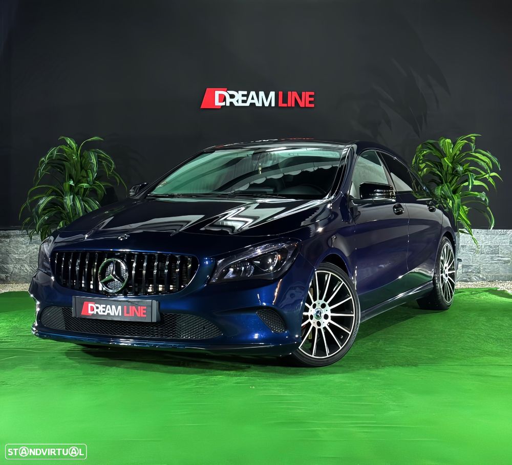 Mercedes-Benz CLA 180 d Shooting Brake AMG Line - 1