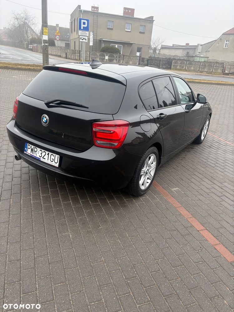 BMW Seria 1 118d DPF - 4