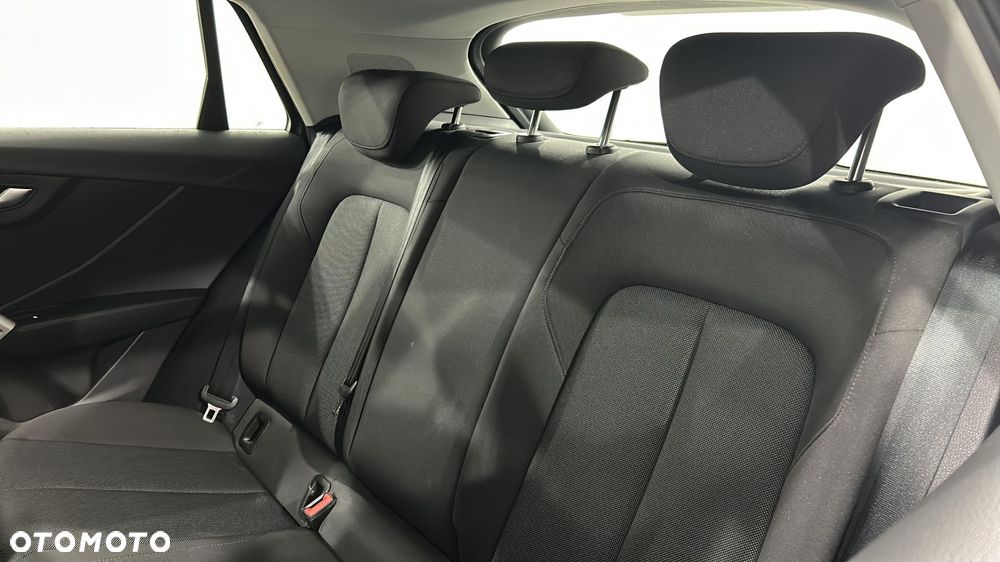 Audi Q2 35 TFSI S tronic - 13
