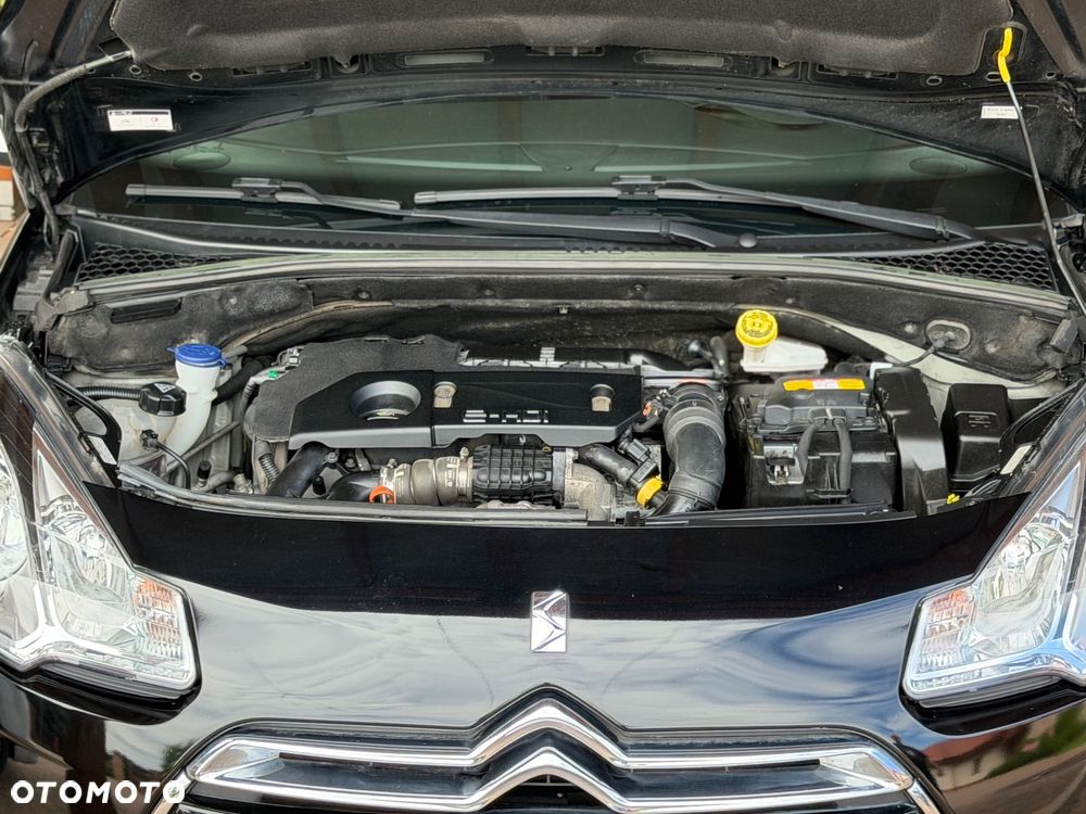 Citroën DS3 1.6 HDi SoChic - 30