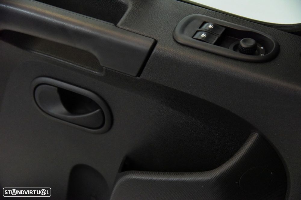 Renault Master 2.3 dCi L2 H2 3.5T - 19