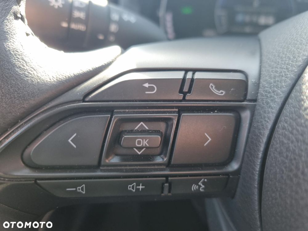 Toyota Yaris Hybrid 1.5 Style - 26