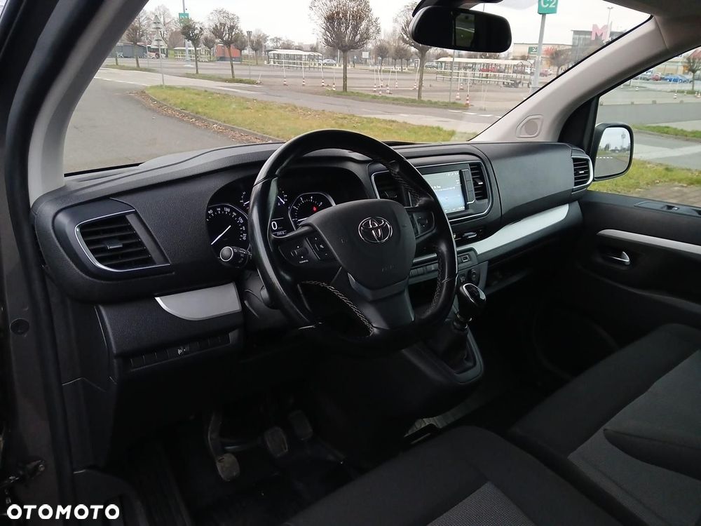 Toyota Proace Verso 2.0 D4-D Long Business - 16
