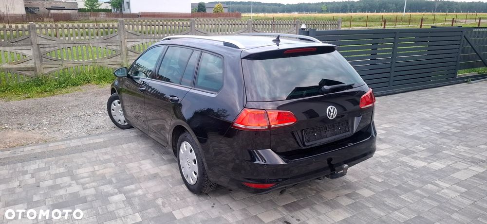 Volkswagen Golf 1.6 TDI BlueMotion Technology Lounge - 4