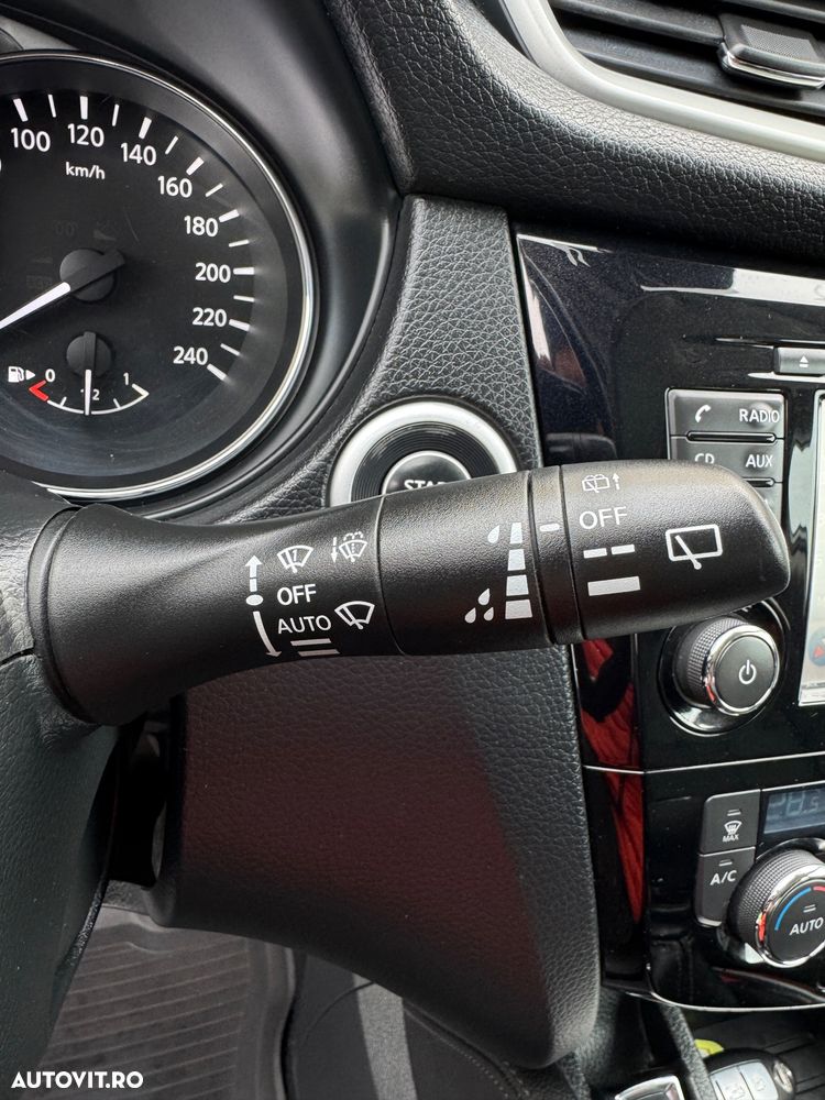 Nissan Qashqai 1.6 DCI TEKNA+ - 22