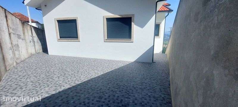 Moradia T3 Roriz, Santo Tirso - Grande imagem: 3/8