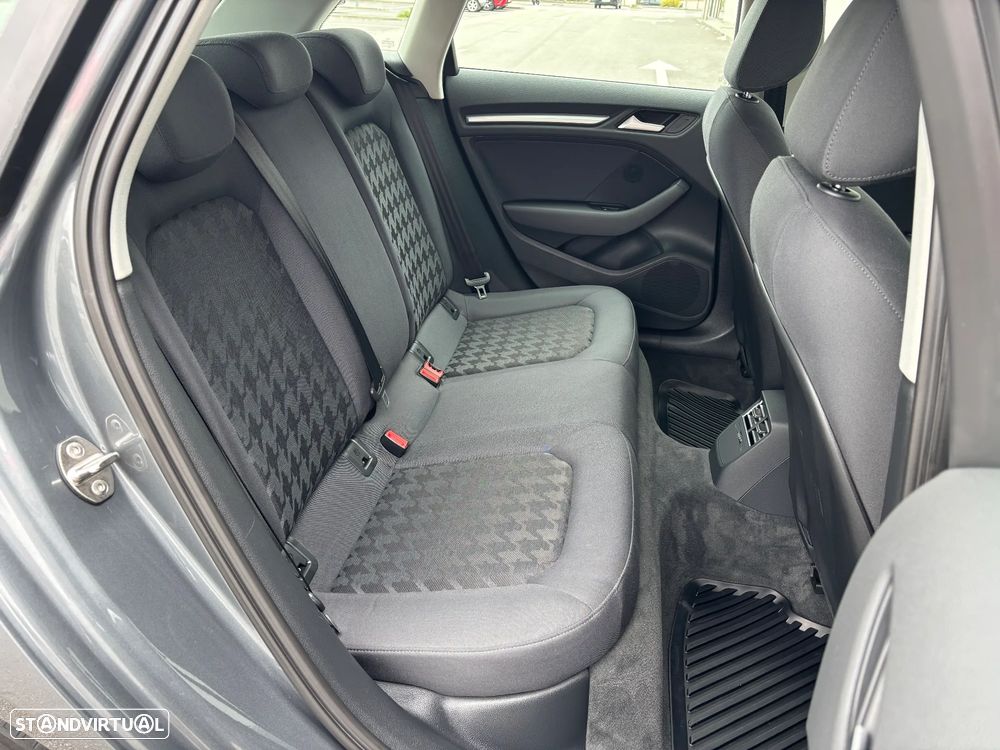 Audi A3 Sportback 1.6 TDI Advance Ultra - 22