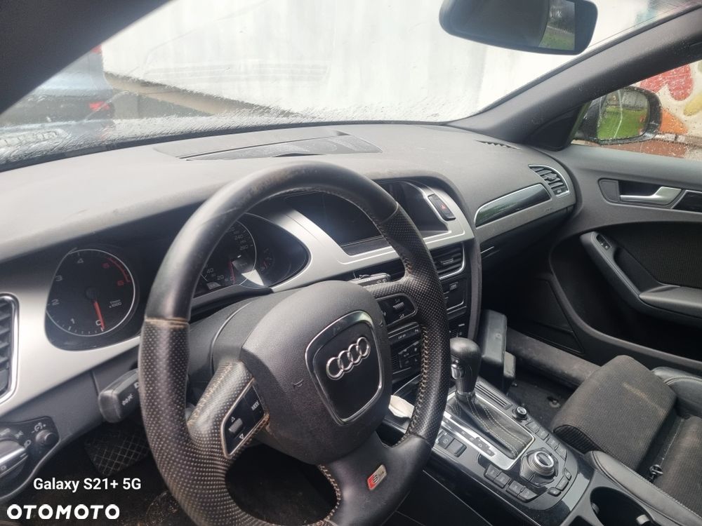 Audi A4 Avant - 3