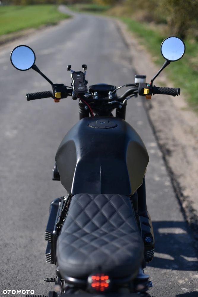 BMW K - 9
