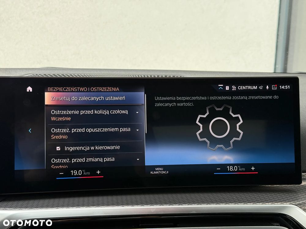 BMW Seria 3 320d xDrive M Sport Sport - 32