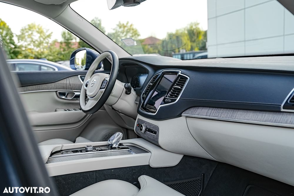 Volvo XC 90 Recharge T8 eAWD Inscription - 36