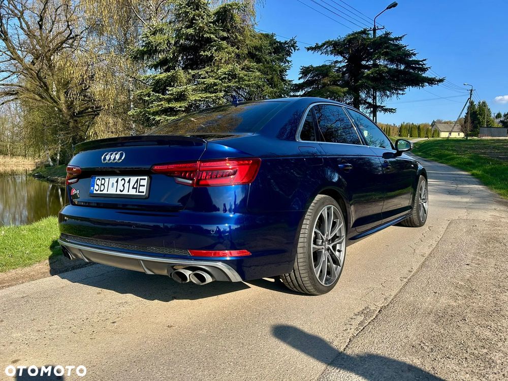 Audi S4 Limousine - 9