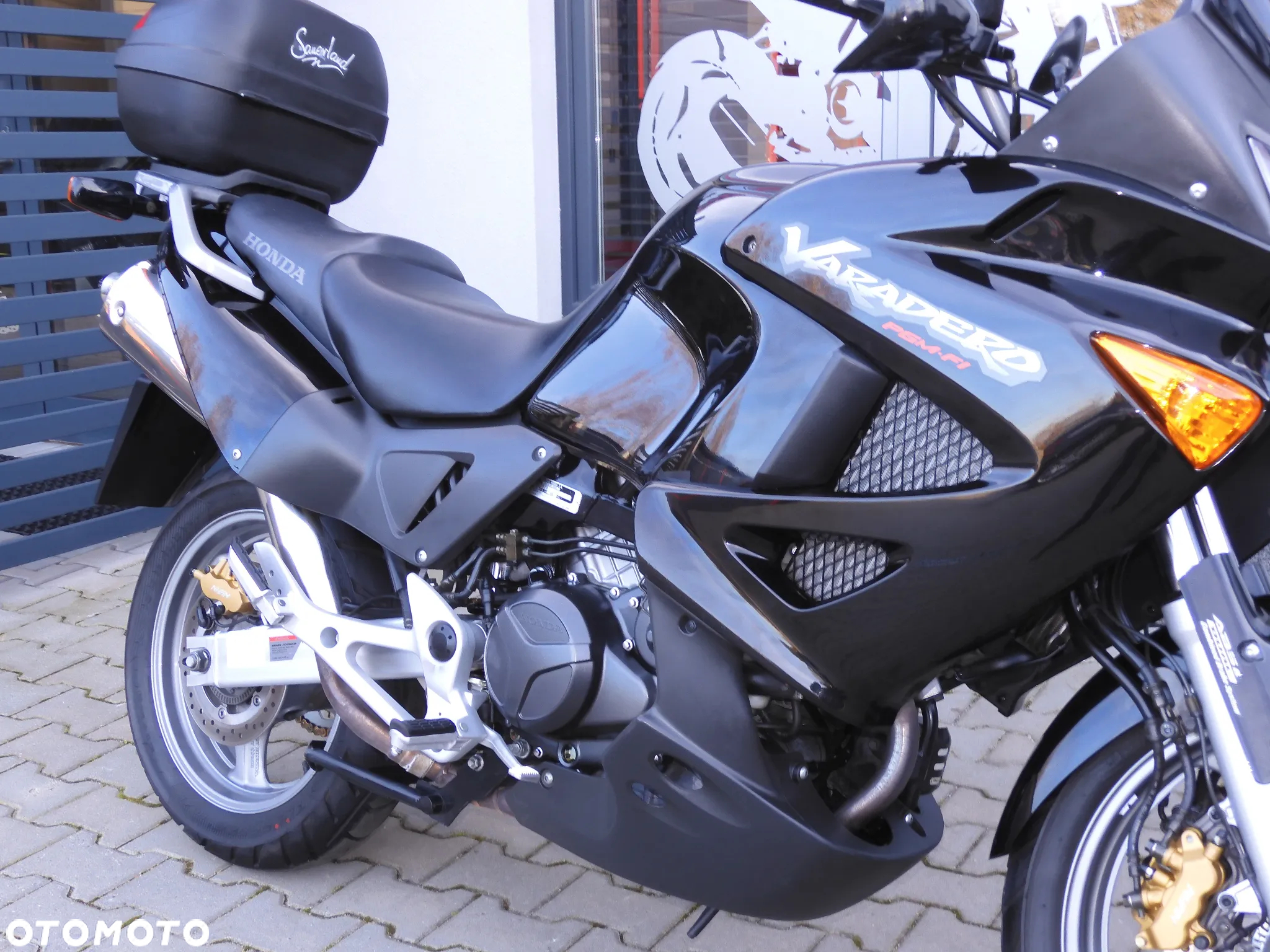 Honda XL - 5