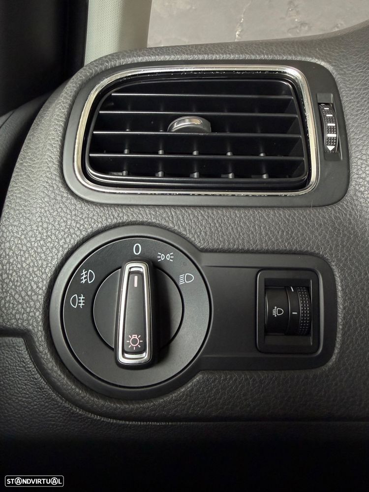 VW Polo 1.0 Confortline - 24