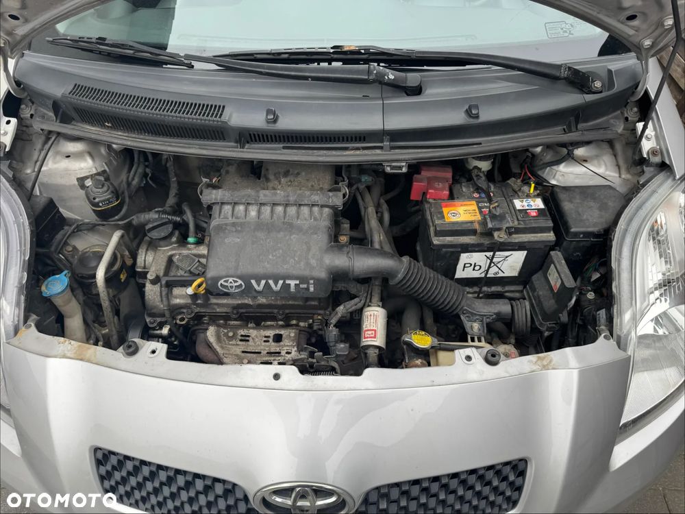 Toyota Yaris 1.3 Luna A/C - 19